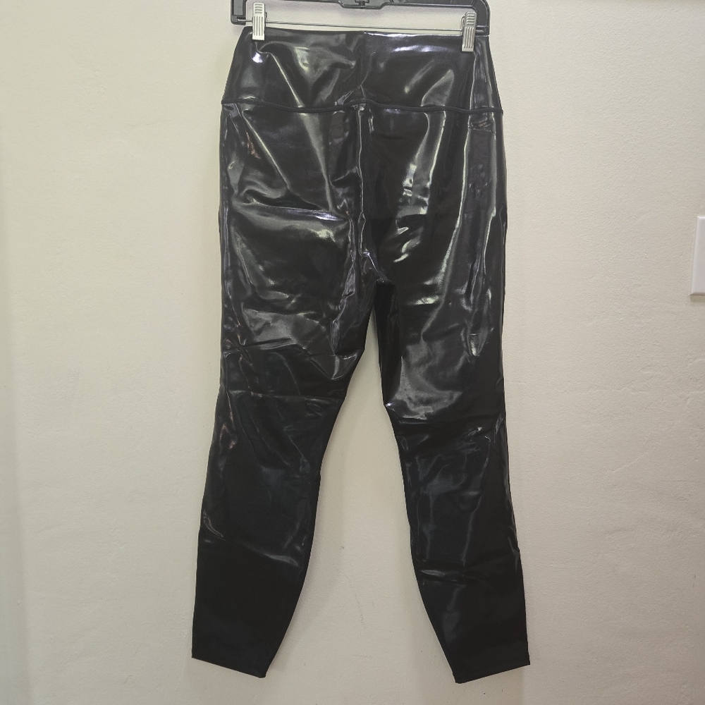 NWOT Carbon38 Patent Latex Style Workout Set - Picture 9 of 12